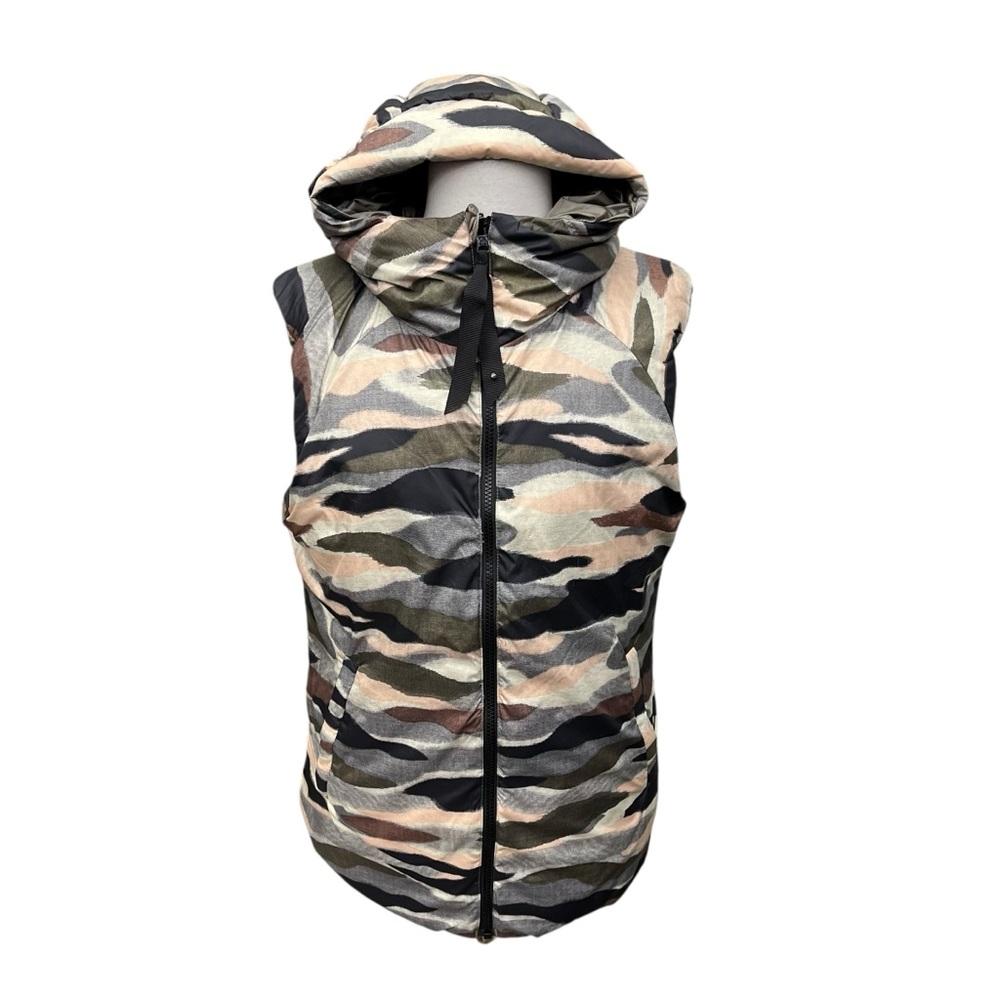 Lululemon Camouflage Reversible Hooded Puffer Vest